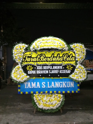 Papan Bunga Duka di Andir