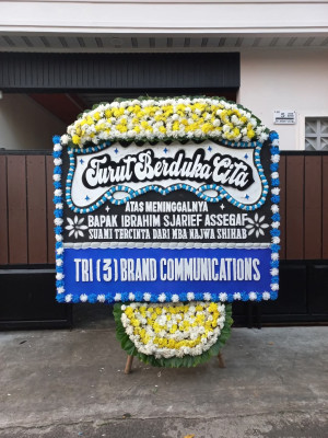 Papan Bunga Duka di Andir